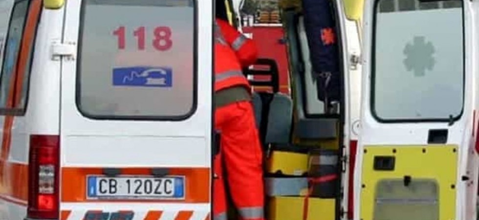 Madre e figlia investite sulla Gardesana da un furgone, in gravi condizioni una 71enne